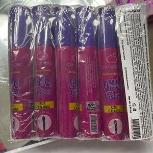 6 eyelash mascara , 6 máscaras de pestañas, by Apple
